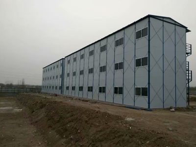山东泰安市岱岳区活动板房工地工厂设施岩棉彩钢防火保温